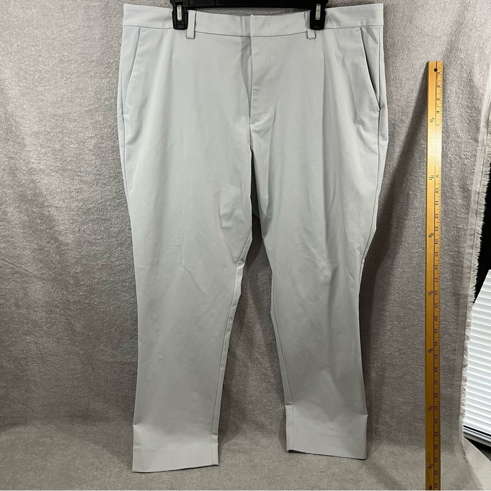 G/FORE Men's Tech Tour 4-Way Stretch Performance Golf Pants 38x30 Light Gray